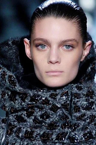 Look 27